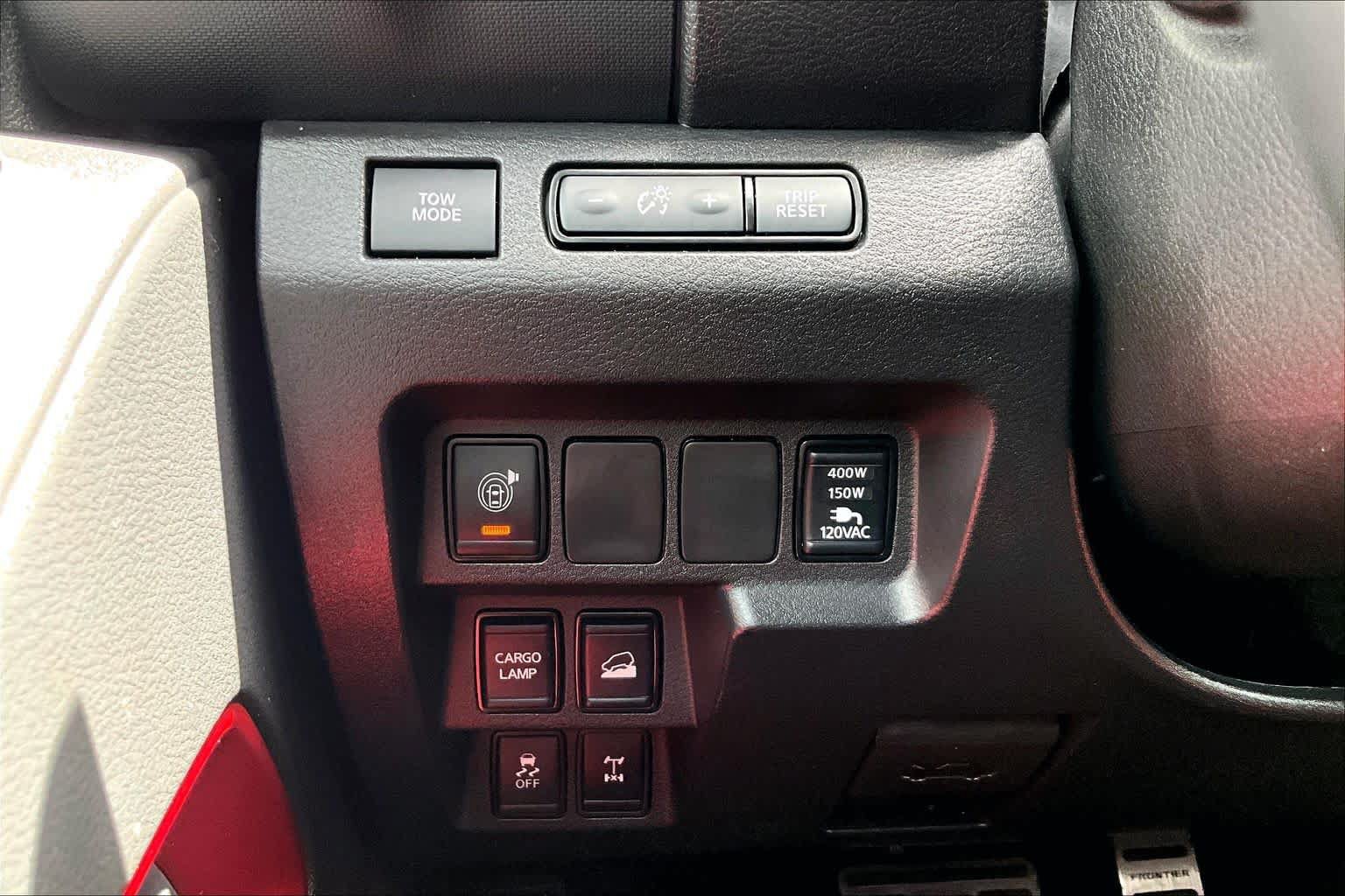 Used 2023 Nissan Frontier PRO-4X w/ Pro Convenience Package AWD/4WD image 34