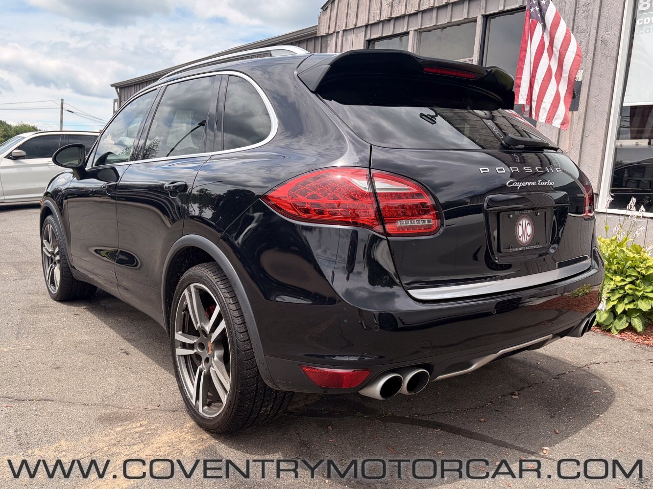 Used 2012 Porsche Cayenne Turbo AWD/4WD image 7