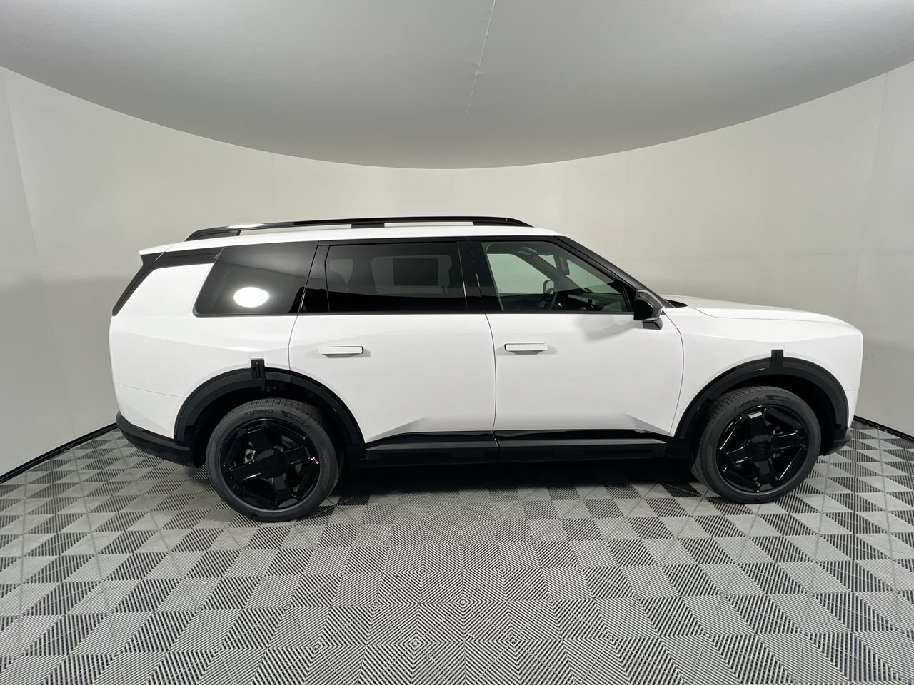 New 2027 Kia Telluride SX X-Line w/ Towing Package AWD/4WD image 2
