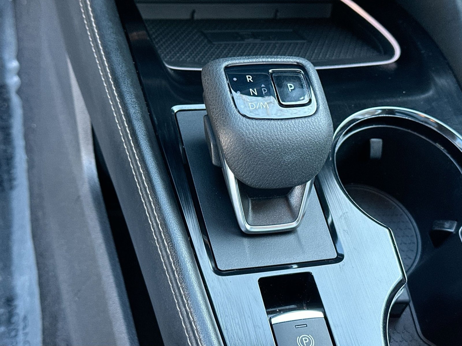 Used 2021 Nissan Rogue Platinum image 32