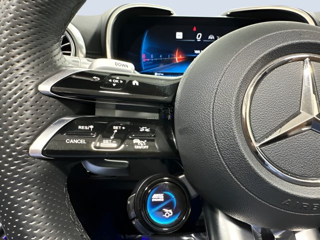 Used 2022 Mercedes-Benz SL 55 AMG 4MATIC image 18