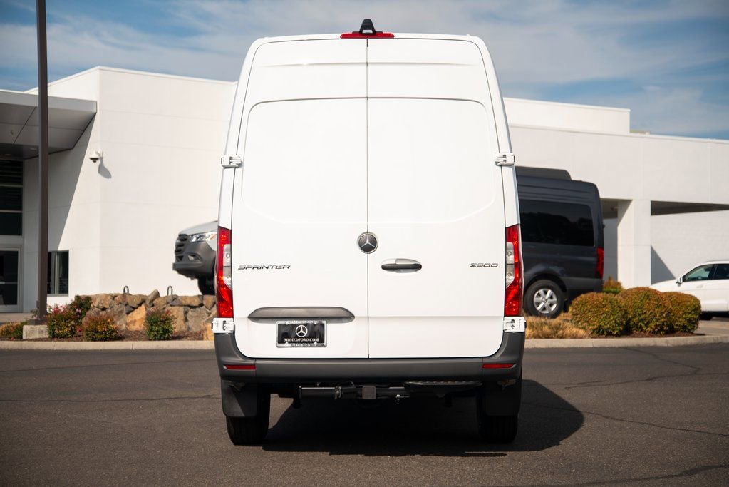 New 2026 Mercedes-Benz Sprinter 2500 image 4
