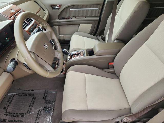 Used 2010 Dodge Journey SXT w/ Flexible Seating Group FWD image 4