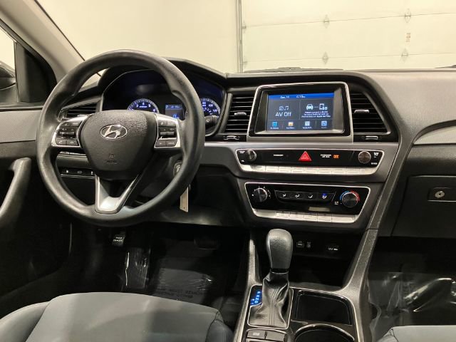 Used 2018 Hyundai Sonata SE image 18
