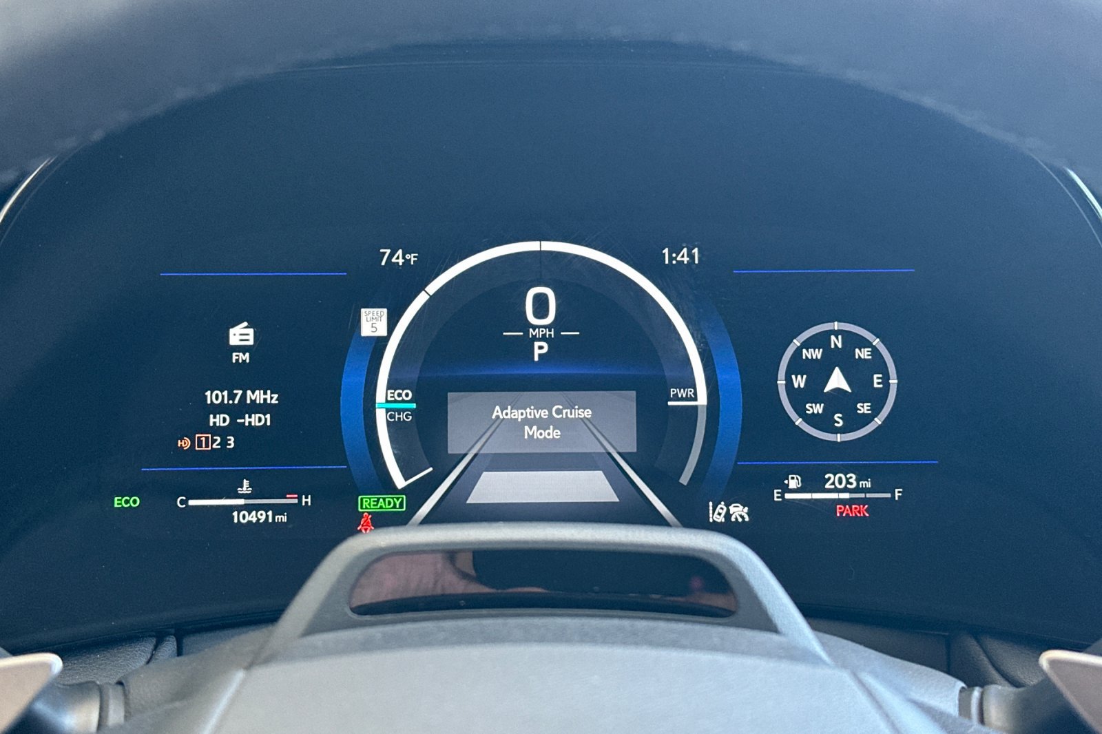 Used 2025 Lexus TX 500h AWD w/ Technology Package image 26