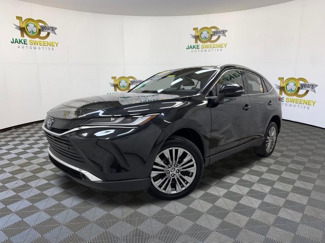Used 2022 Toyota Venza XLE image 4
