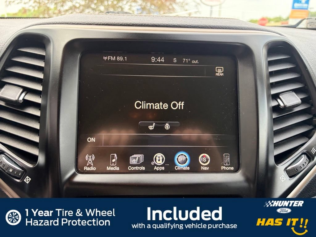 Used 2018 Jeep Cherokee Limited AWD/4WD image 10