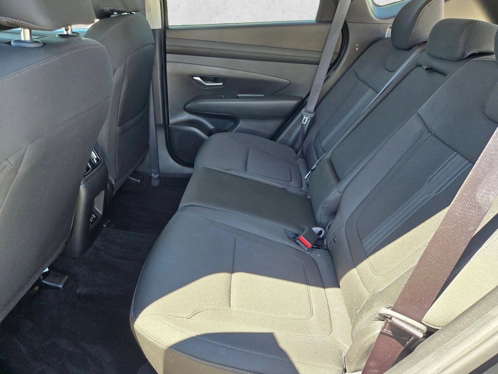 Used 2025 Hyundai Tucson SEL FWD image 17