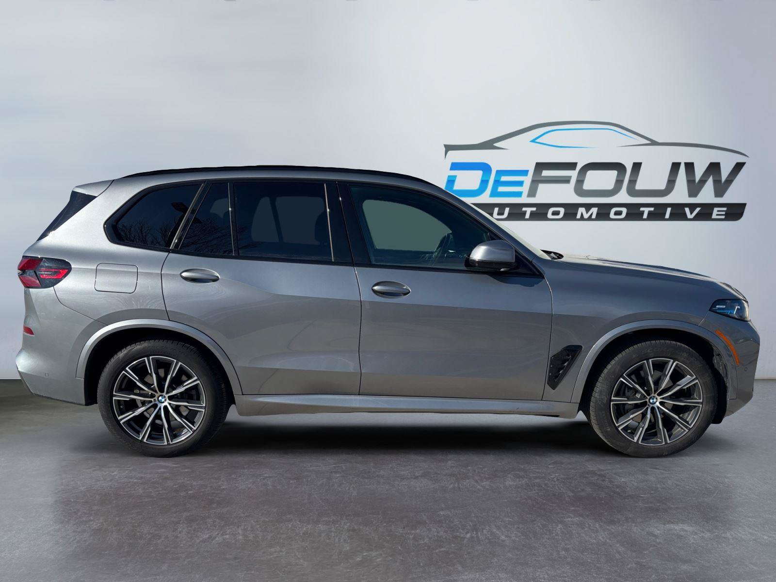 Used 2025 BMW X5 xDrive40i AWD/4WD image 12