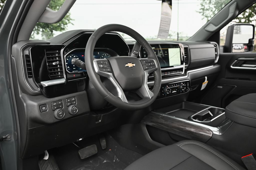 New 2026 Chevrolet Silverado 2500 LTZ w/ LTZ Plus Package AWD/4WD image 17