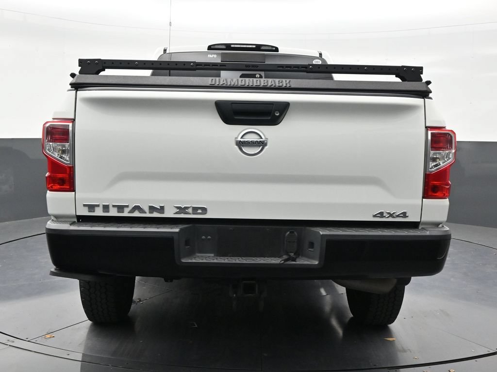 Used 2017 Nissan Titan S AWD/4WD image 4