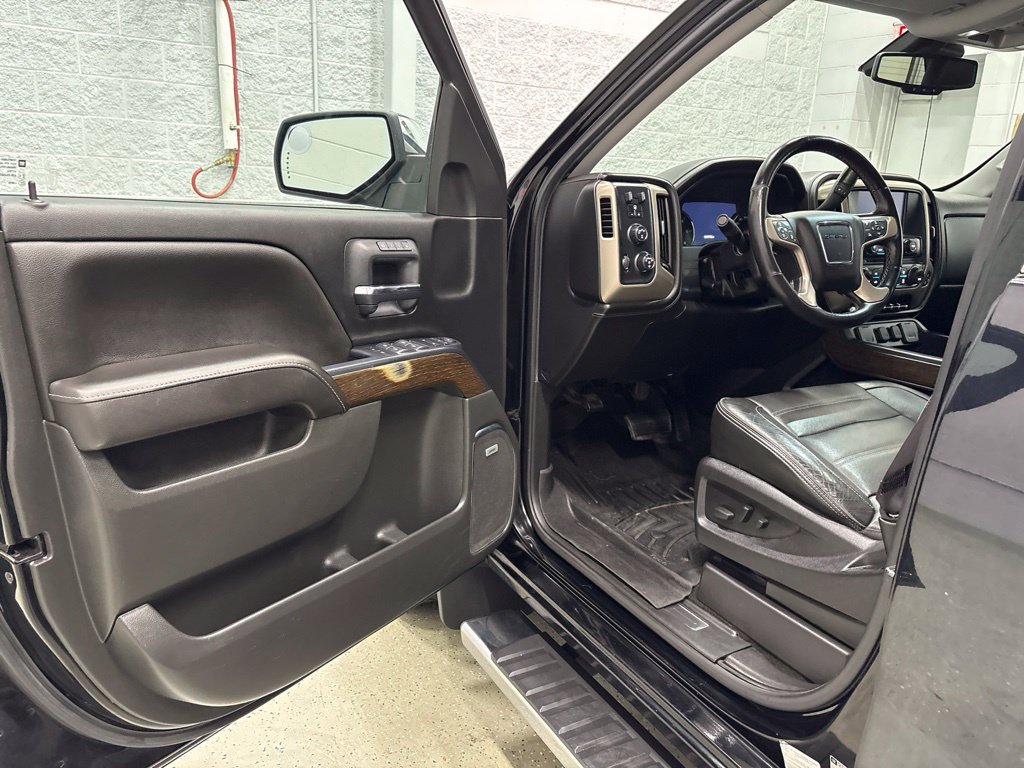 Used 2017 GMC Sierra 1500 Denali AWD/4WD image 14