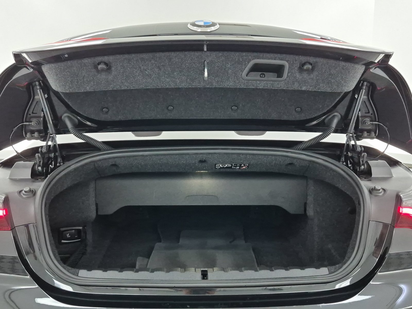 Used 2026 BMW 430i xDrive Convertible w/ Premium Package AWD/4WD image 10