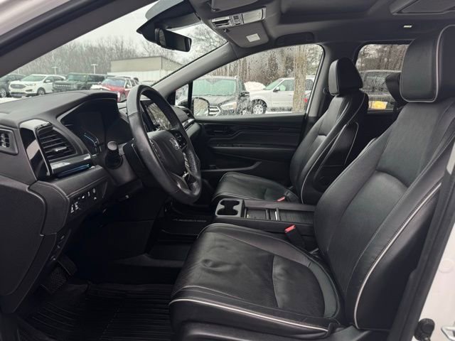 Used 2023 Honda Odyssey Elite image 16