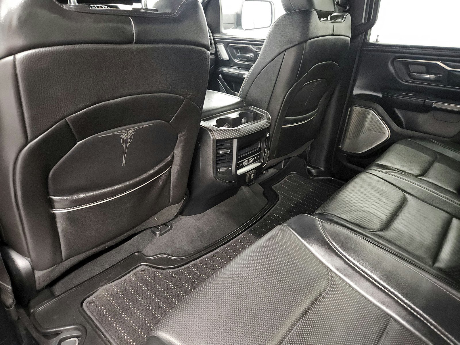 Used 2019 RAM 1500 Limited AWD/4WD image 26