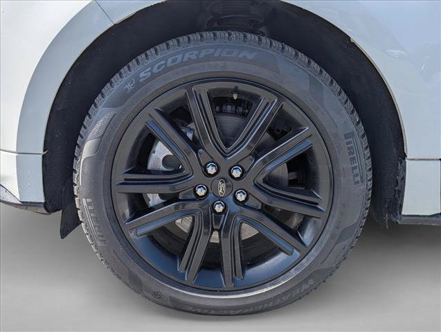 Used 2022 Ford Edge ST-Line AWD/4WD image 9