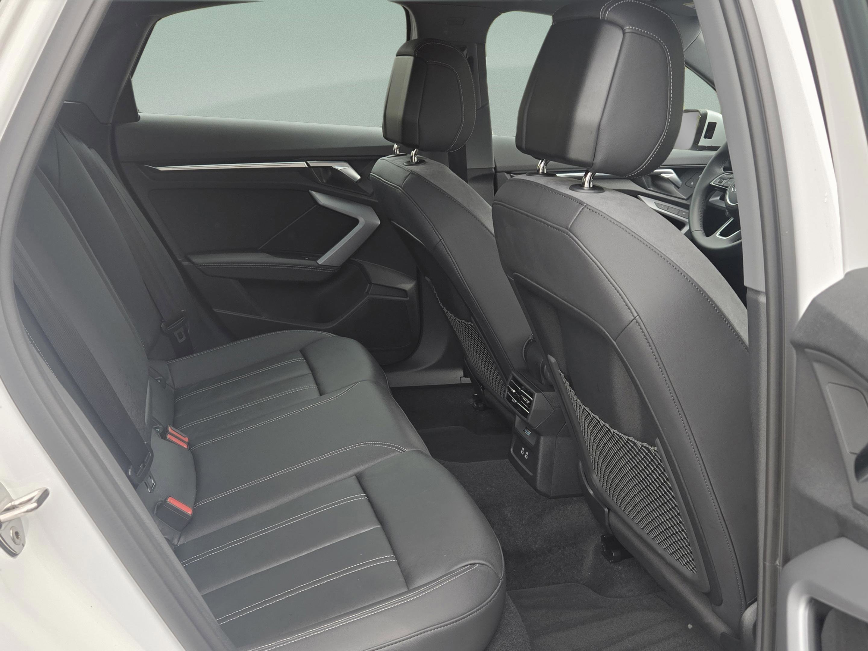 Used 2025 Audi A3 2.0T Premium image 28