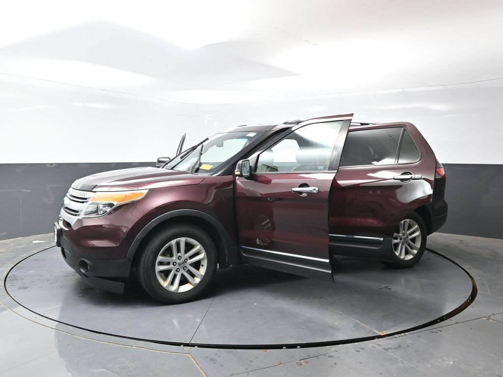Used 2011 Ford Explorer XLT w/ 202A Rapid Spec Order Code AWD/4WD image 56