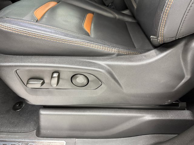 Used 2023 GMC Sierra 1500 AT4 w/ Technology Package image 26