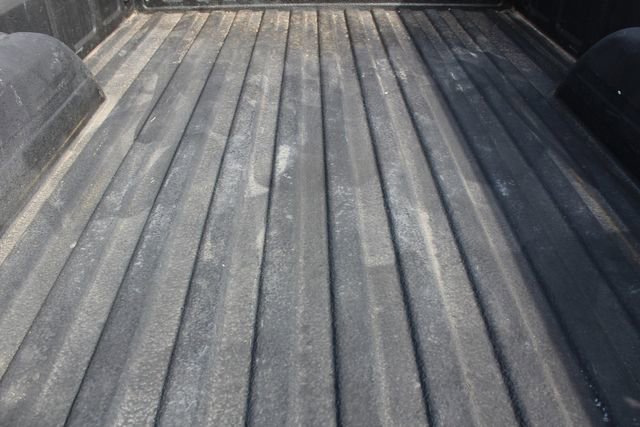 Used 2006 Chevrolet Silverado 2500 W/T w/ Heavy-Duty Power Package image 13