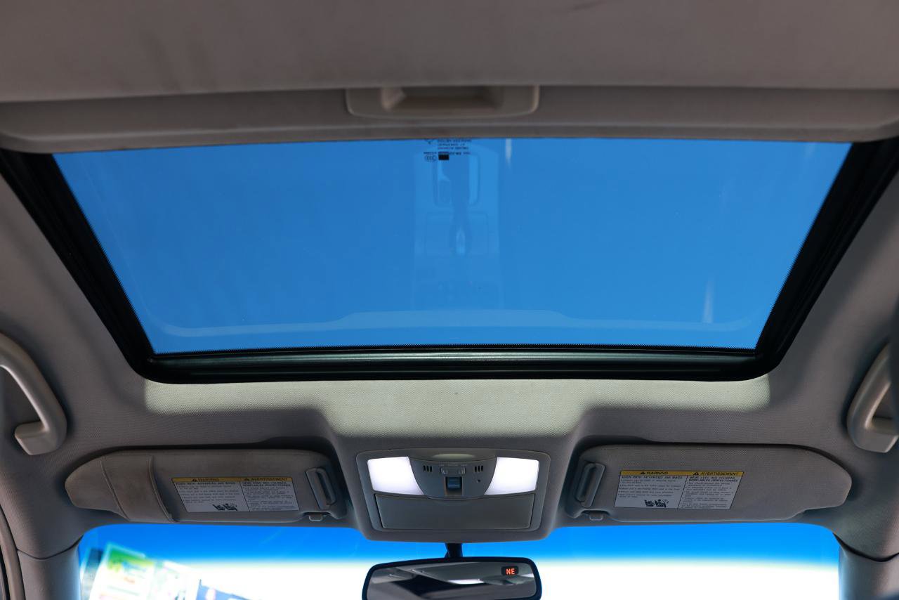 Used 2009 INFINITI G37 Journey w/ Premium Pkg image 23