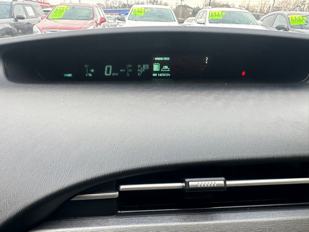 Used 2013 Toyota Prius Two image 9