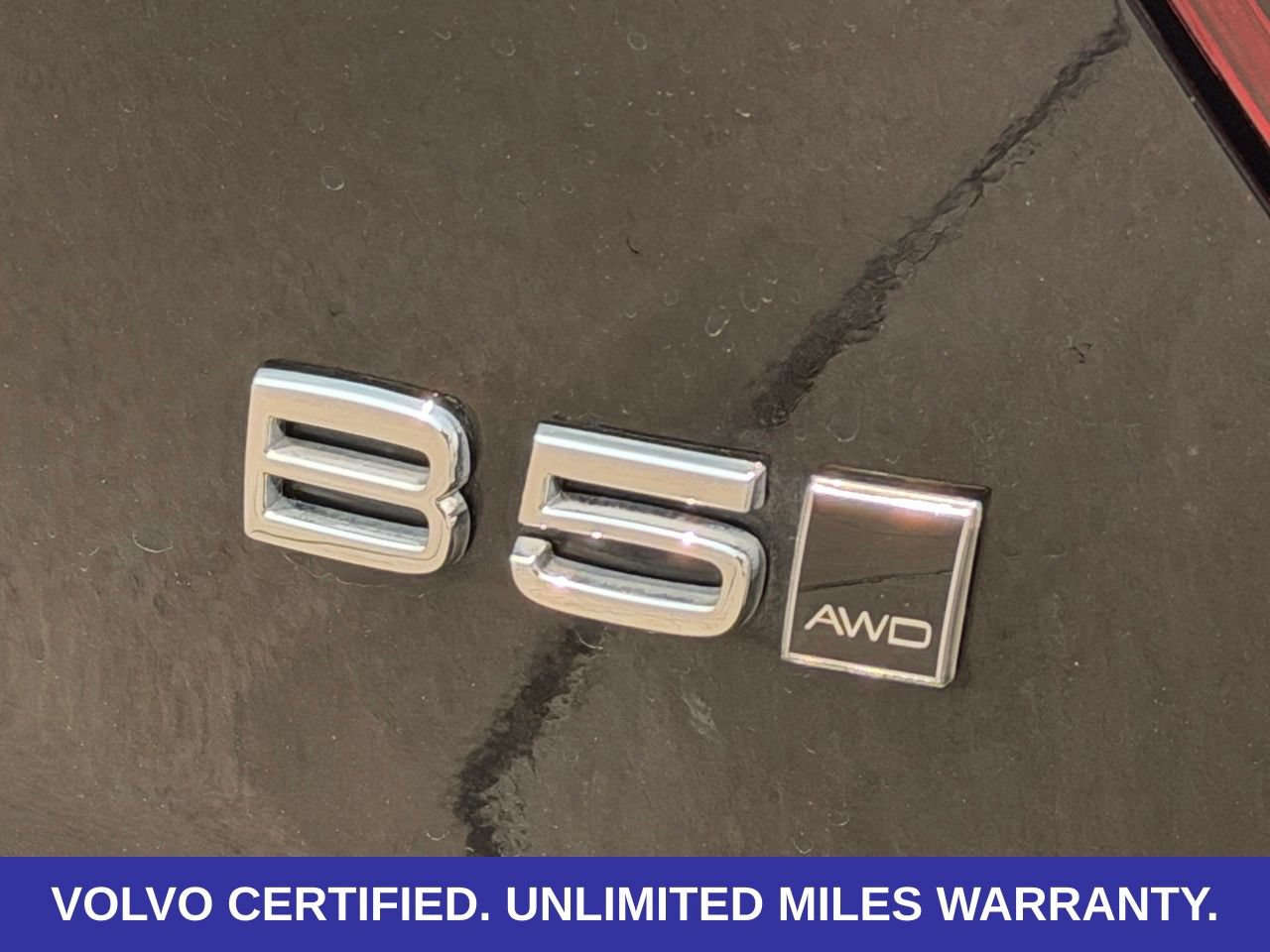 Certified 2026 Volvo XC40 B5 Plus AWD/4WD image 9