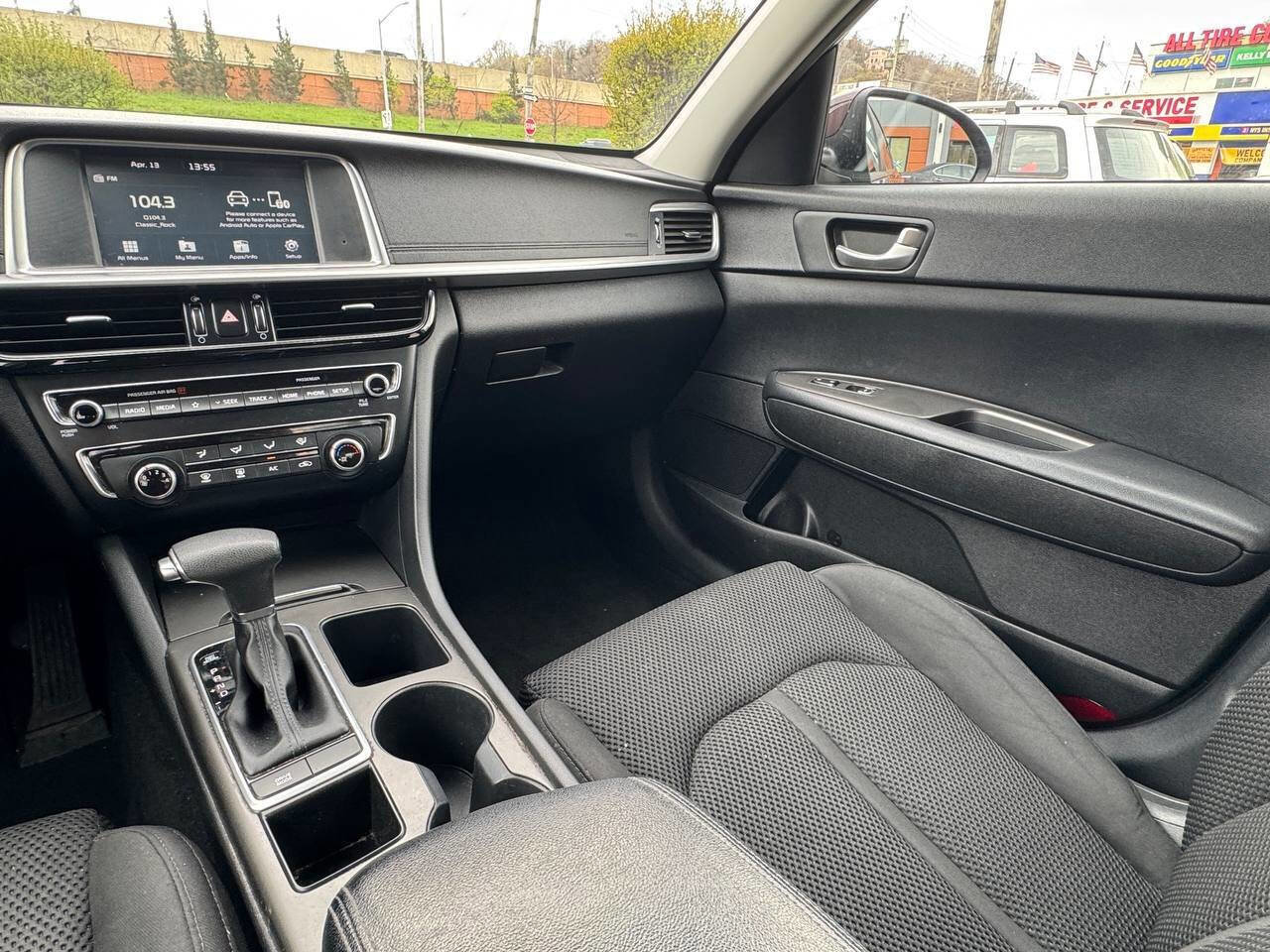 Used 2020 Kia Optima LX FWD image 17