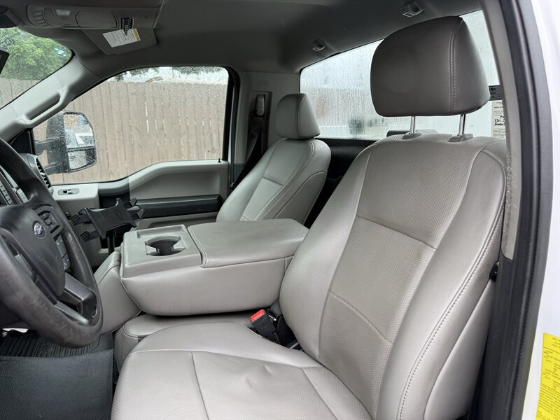 Used 2021 Ford F550 4x4 Regular Cab Super Duty image 22