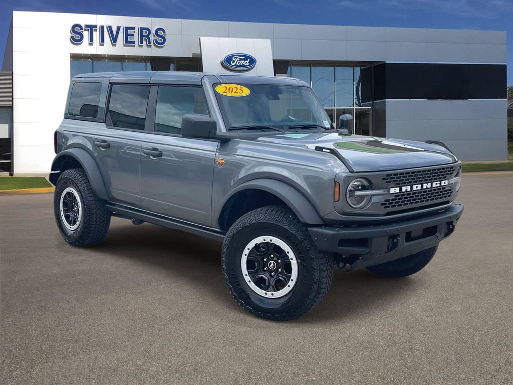 New 2025 Ford Bronco Badlands w/ Sasquatch Package