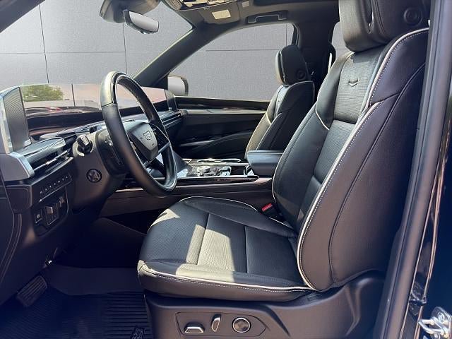 Used 2026 Cadillac Escalade Sport w/ Touring Package AWD/4WD image 28