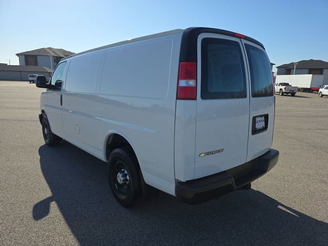 Used 2019 Chevrolet Express 2500 w/ Driver Convenience Package image 11
