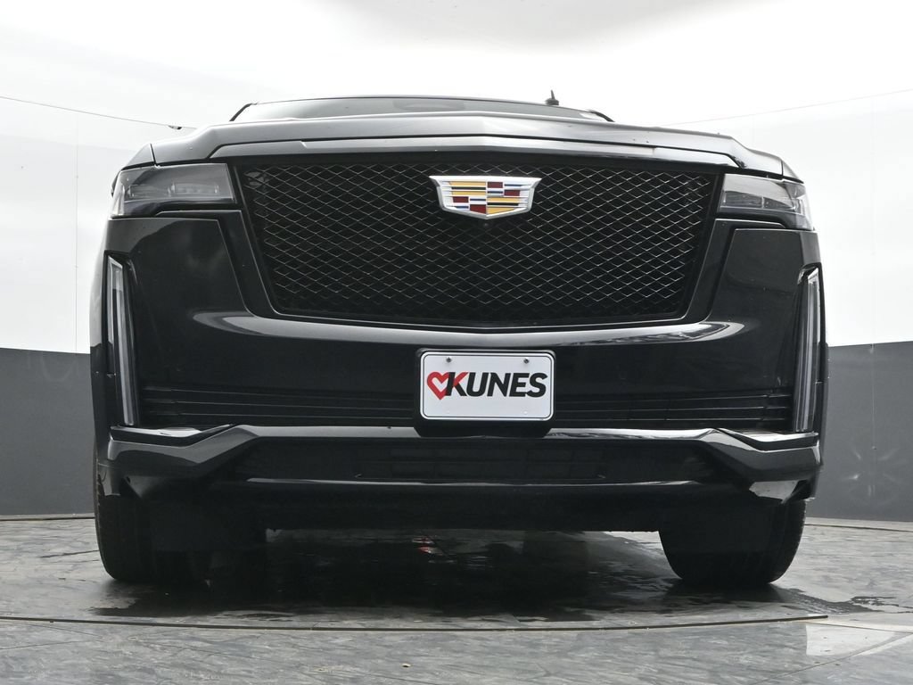 Used 2023 Cadillac Escalade Sport w/ Touring Package AWD/4WD image 39
