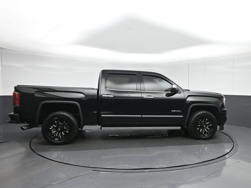 Used 2018 GMC Sierra 1500 Denali w/ Denali Ultimate Package AWD/4WD image 8