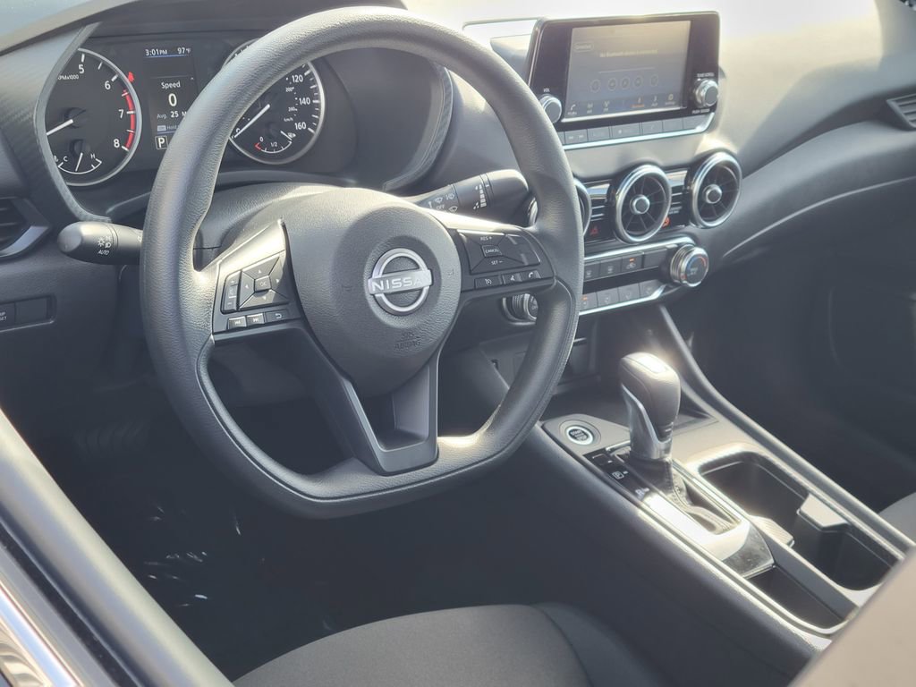 Used 2025 Nissan Sentra S image 3