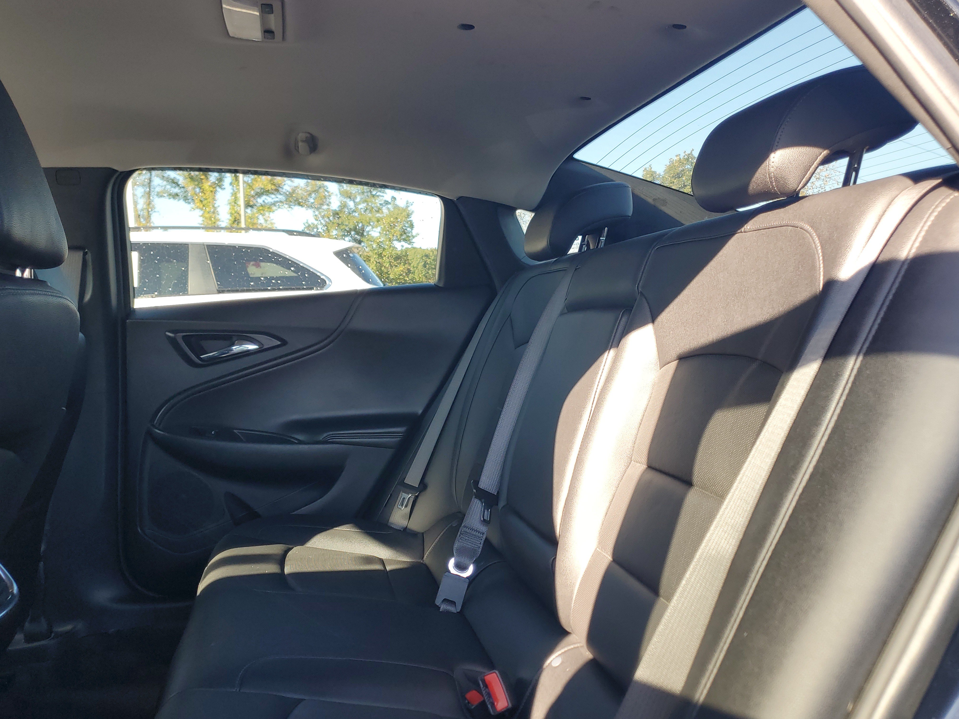 Used 2023 Chevrolet Malibu LT FWD image 10