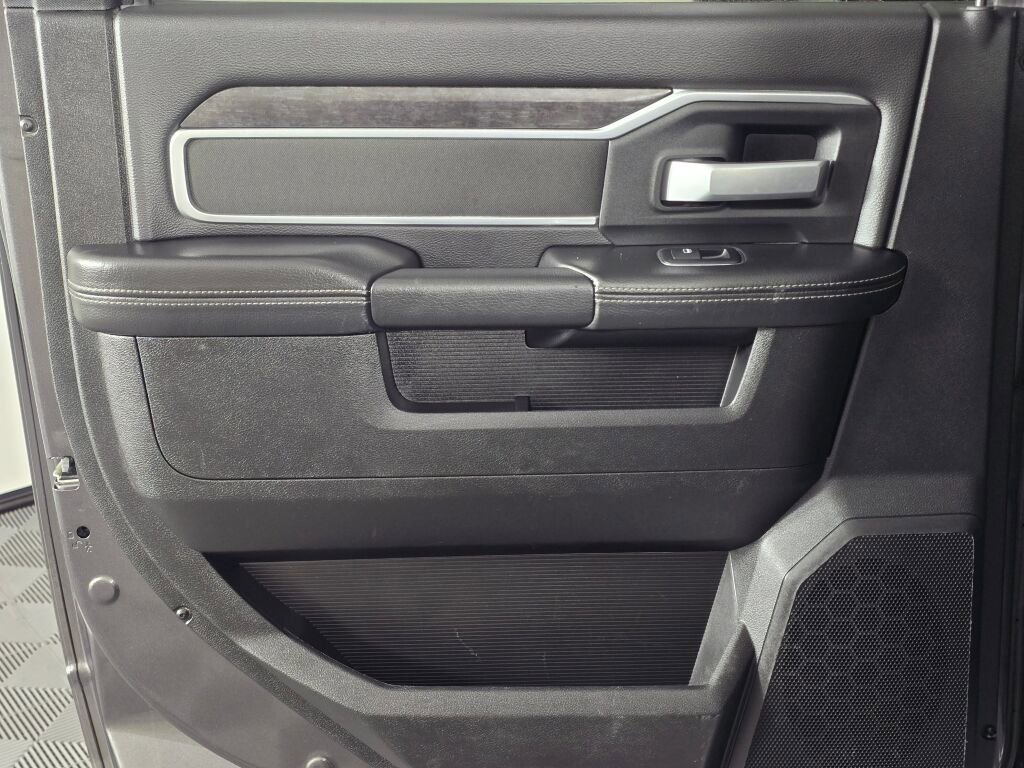 Used 2024 RAM 2500 Big Horn image 39