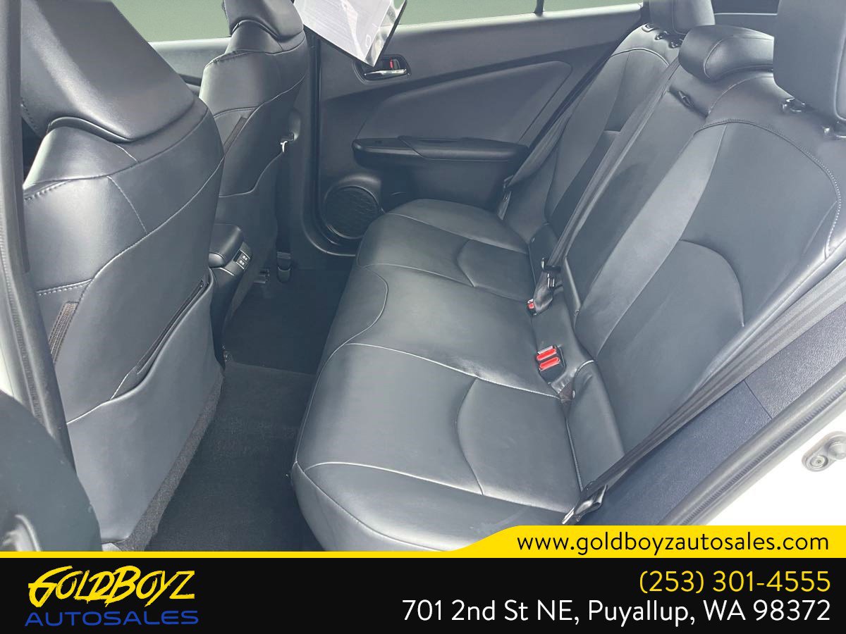 Used 2021 Toyota Prius image 16