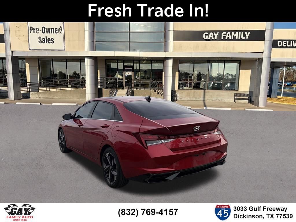 Used 2021 Hyundai Elantra SEL w/ Convenience + Premium Package image 7