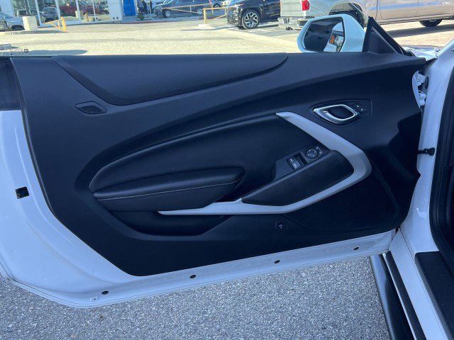 Used 2020 Chevrolet Camaro LT image 21