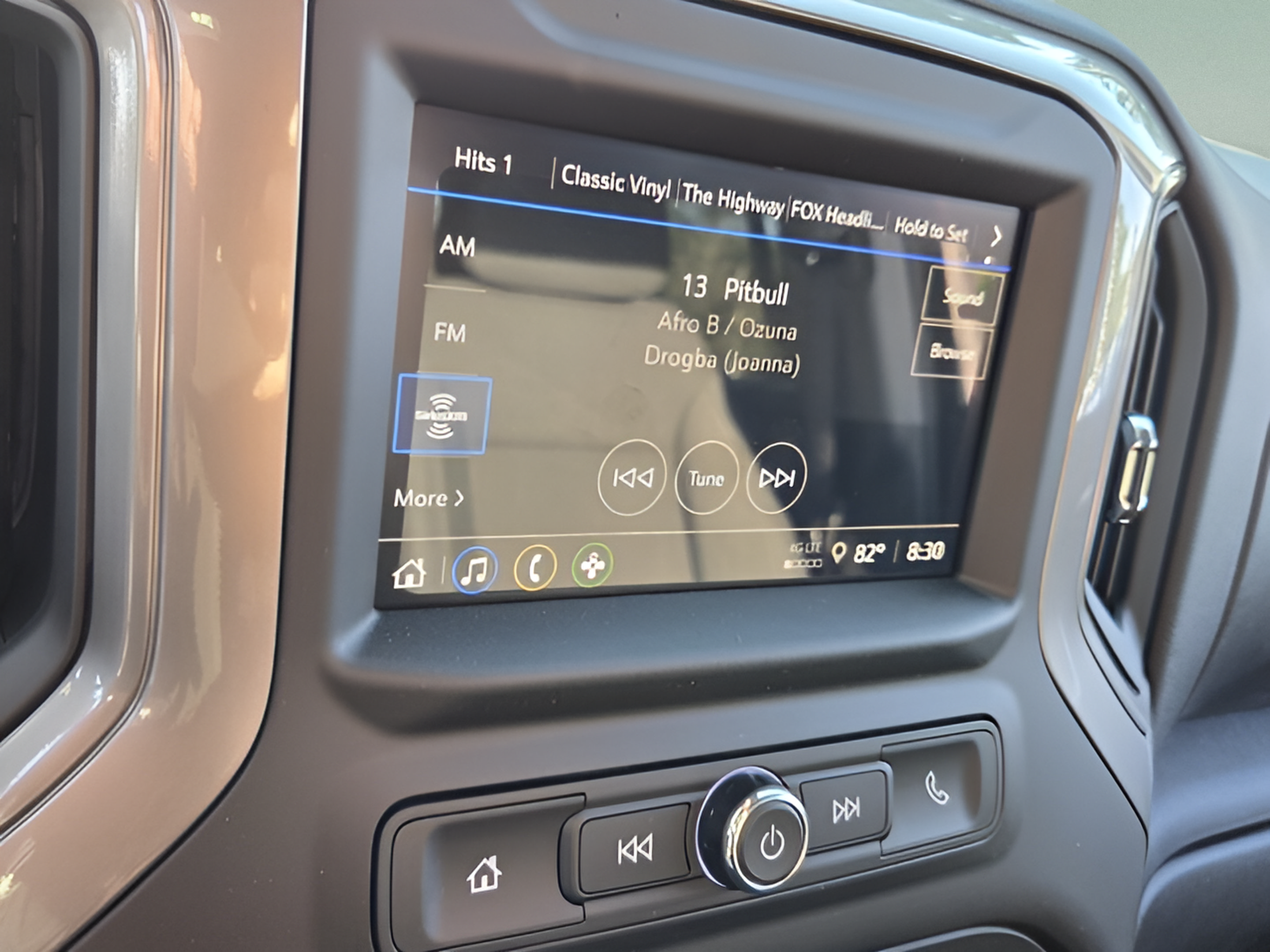 New 2026 Chevrolet Silverado 1500 Custom AWD/4WD image 18