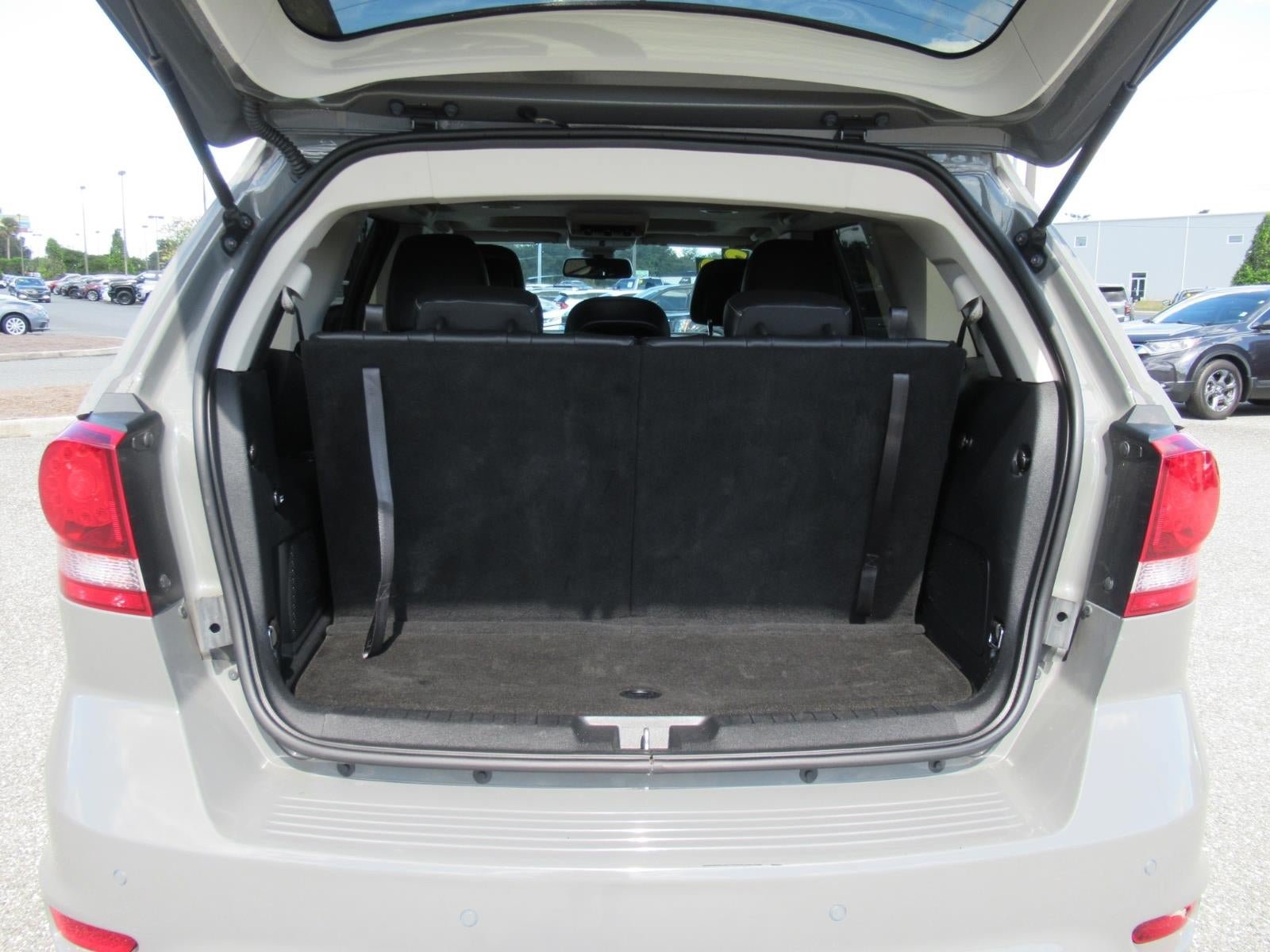 Used 2020 Dodge Journey Crossroad FWD image 36