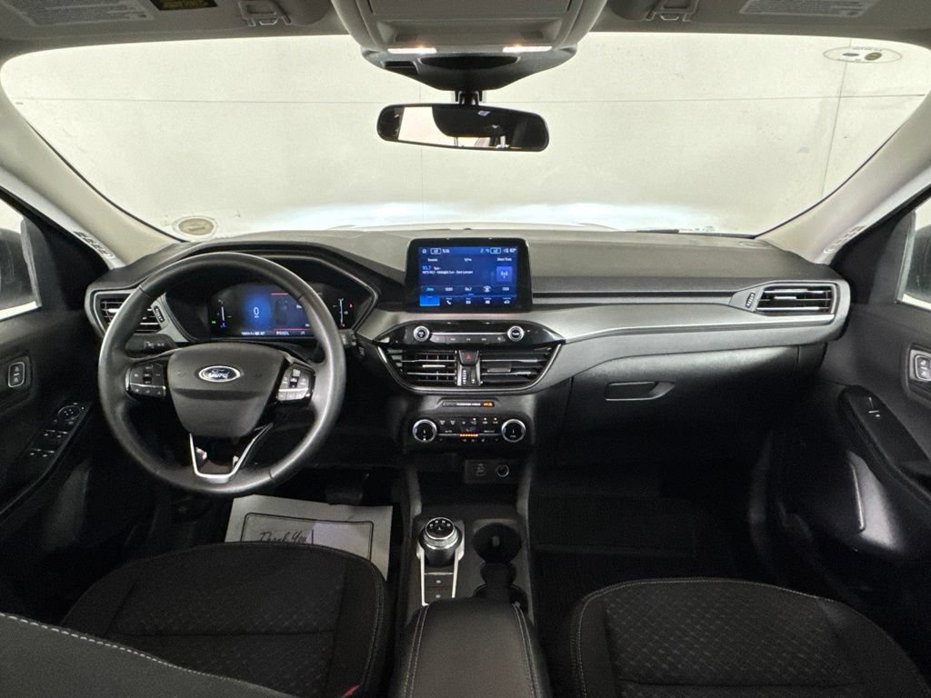 Used 2025 Ford Escape Active w/ Cold Weather Package AWD/4WD image 31