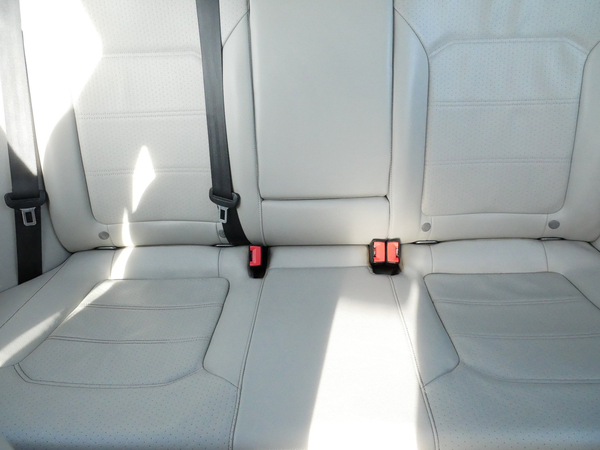 Used 2013 Volkswagen Passat Wolfsburg Edition image 13