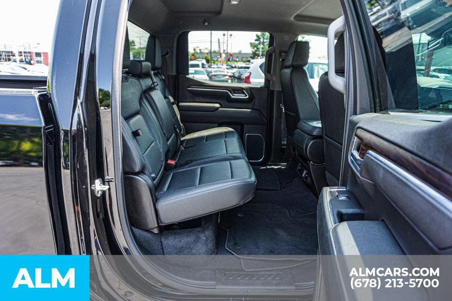 Used 2025 GMC Sierra 1500 SLT AWD/4WD image 21