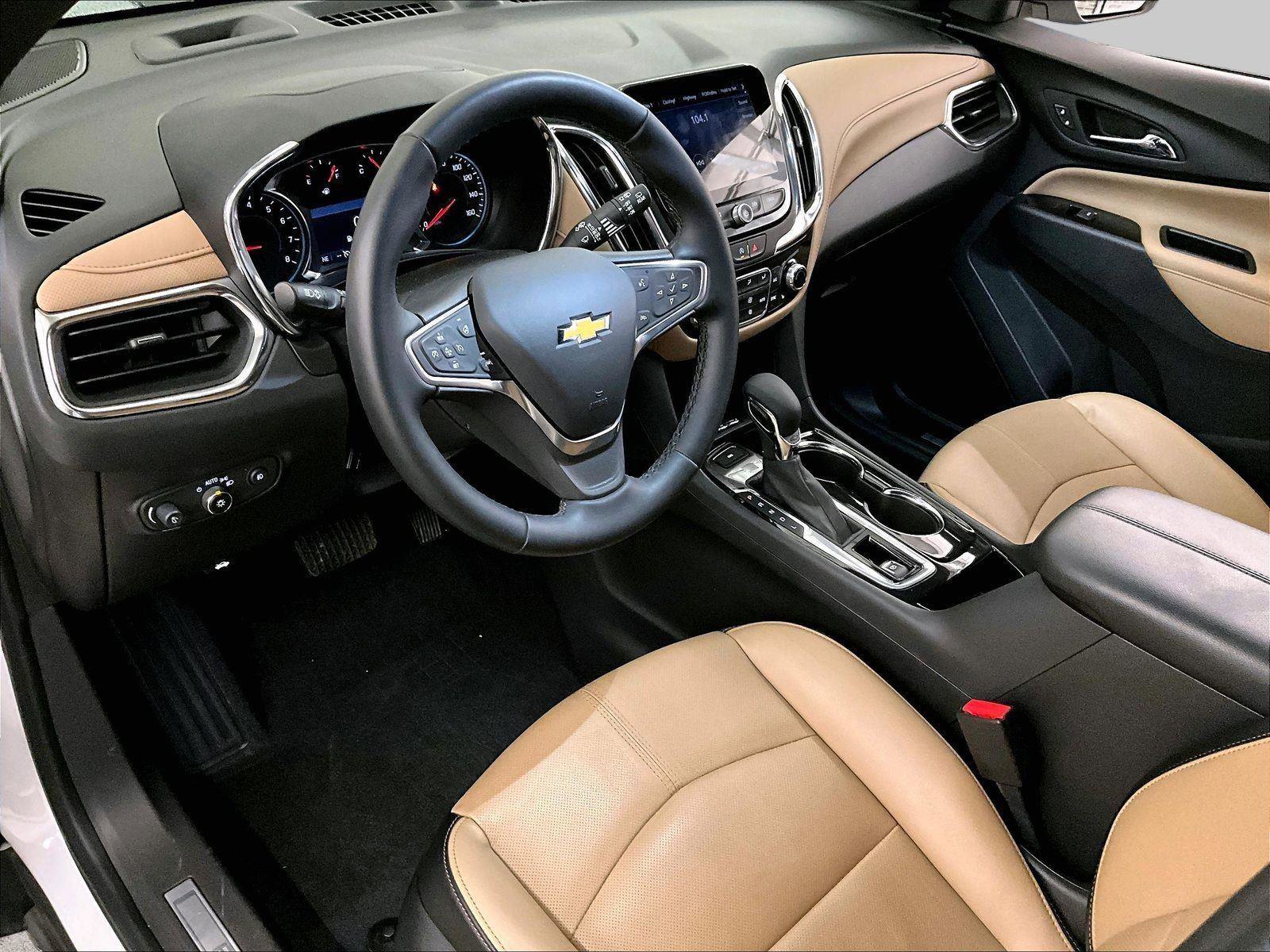 Used 2023 Chevrolet Equinox Premier AWD/4WD image 12