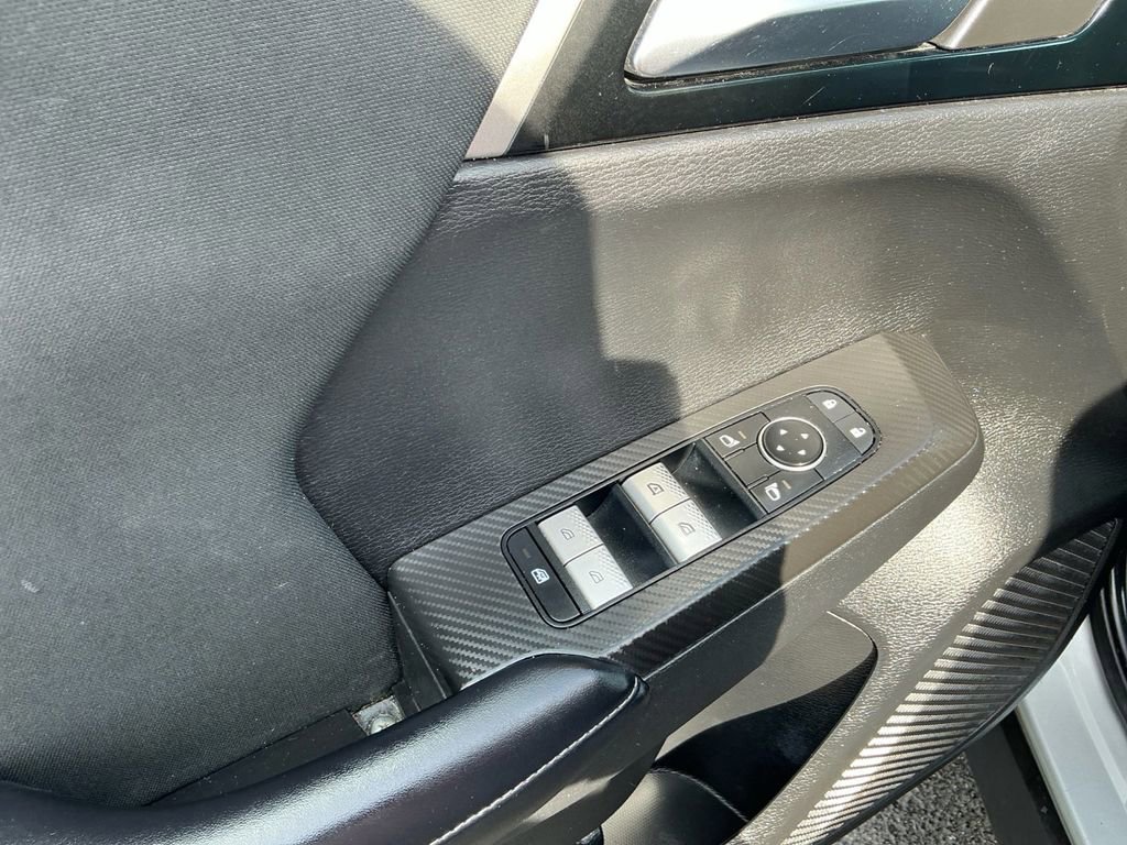 Used 2022 Mitsubishi Outlander ES image 16