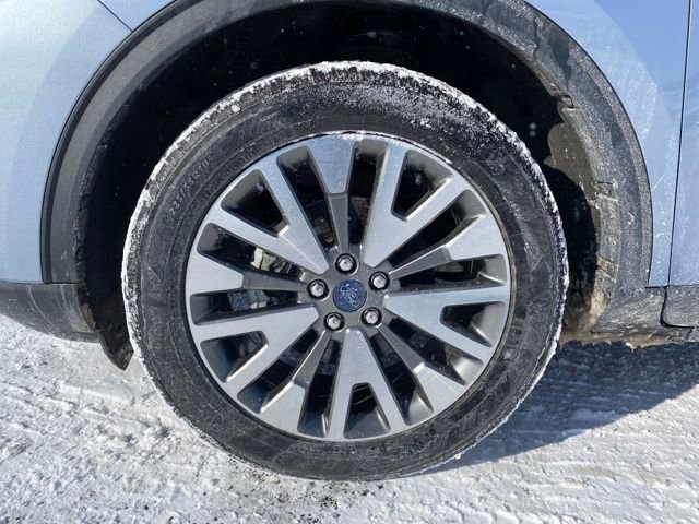 Used 2022 Ford Escape Titanium image 21