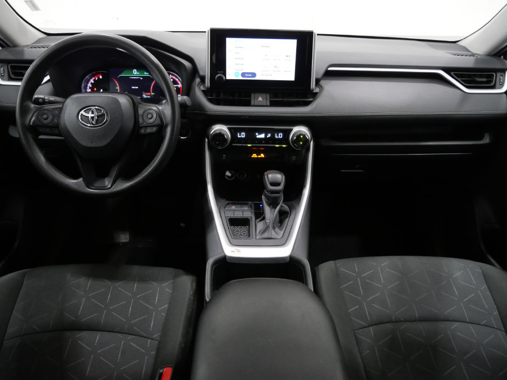 Used 2024 Toyota RAV4 XLE FWD image 10