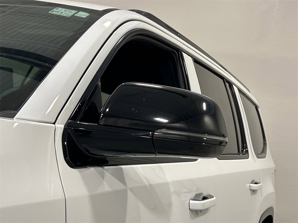 Used 2024 Jeep Wagoneer Series II image 13